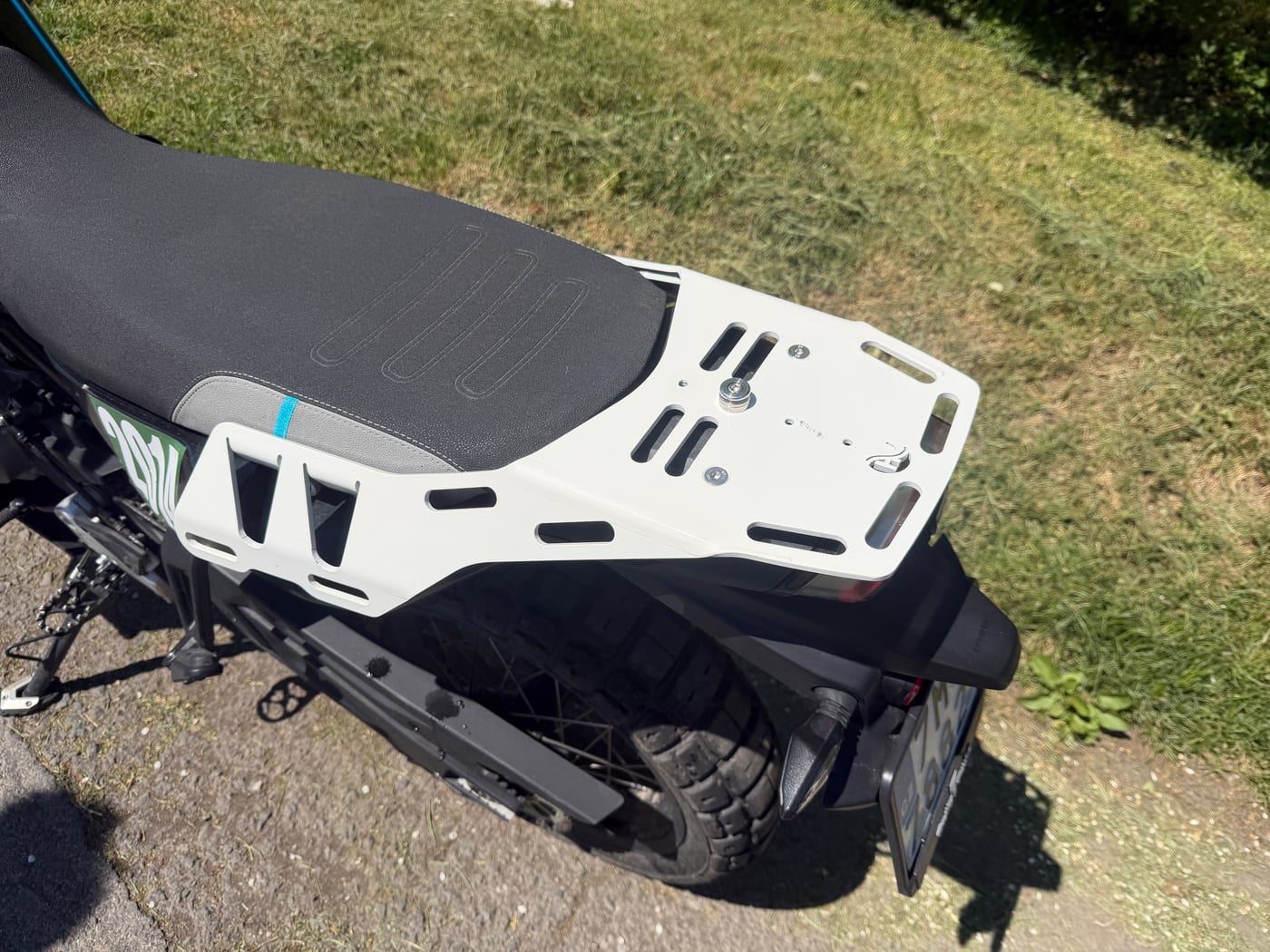 Rack detail — top view showing cutouts