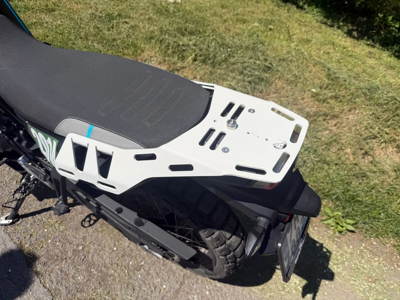 Rack detail — top view showing cutouts